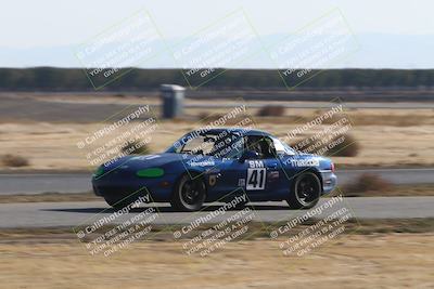 media/Nov-17-2024-CalClub SCCA (Sun) [[5252d9c58e]]/Around the Pits/